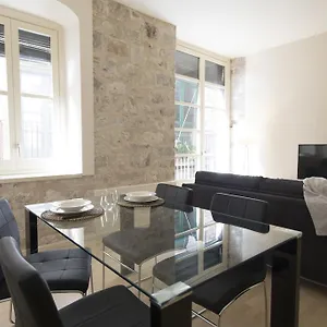 Bravissimo Cort Reial-1a Apartment